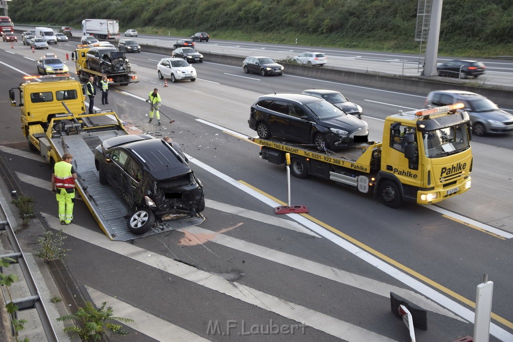 VU mehrere PKW A 3 Rich Oberhausen Hoehe AK Koeln Ost P254.JPG - Miklos Laubert